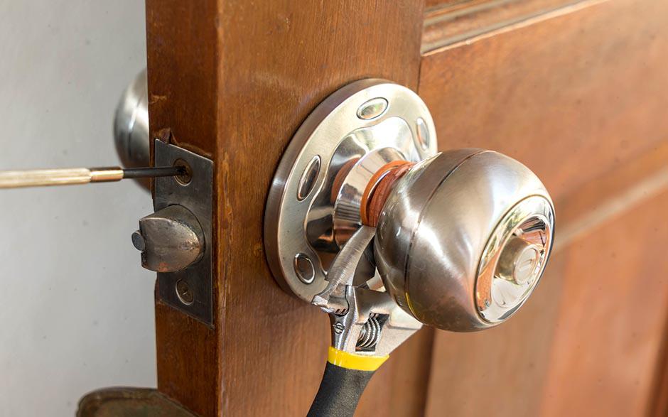 travaux de serrurier ouverture de porte Rungis